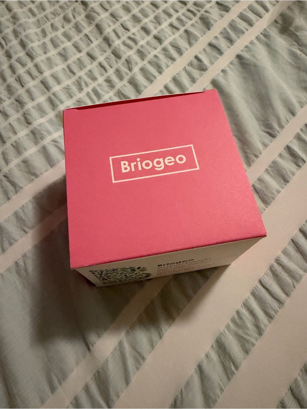 Briogeo Superfoods Lightweight Hydration Hair Mask - White & Green Box